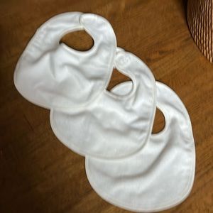 Set/3 White Bibs, New